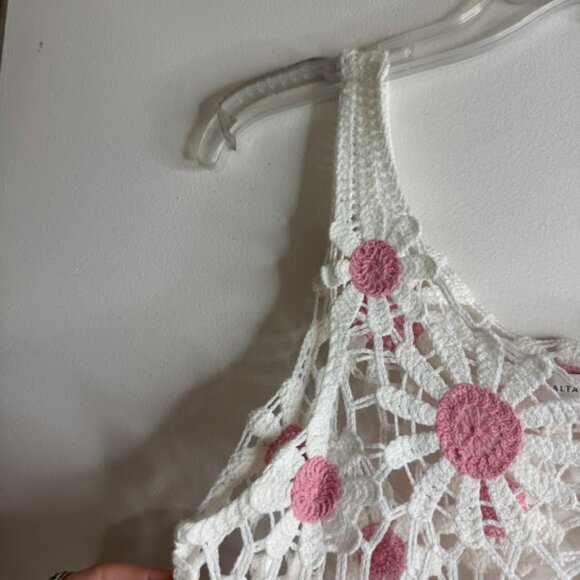 Altar’d State Daisy Crochet Crop Top Pink White Size Small - Picture 5 of 5